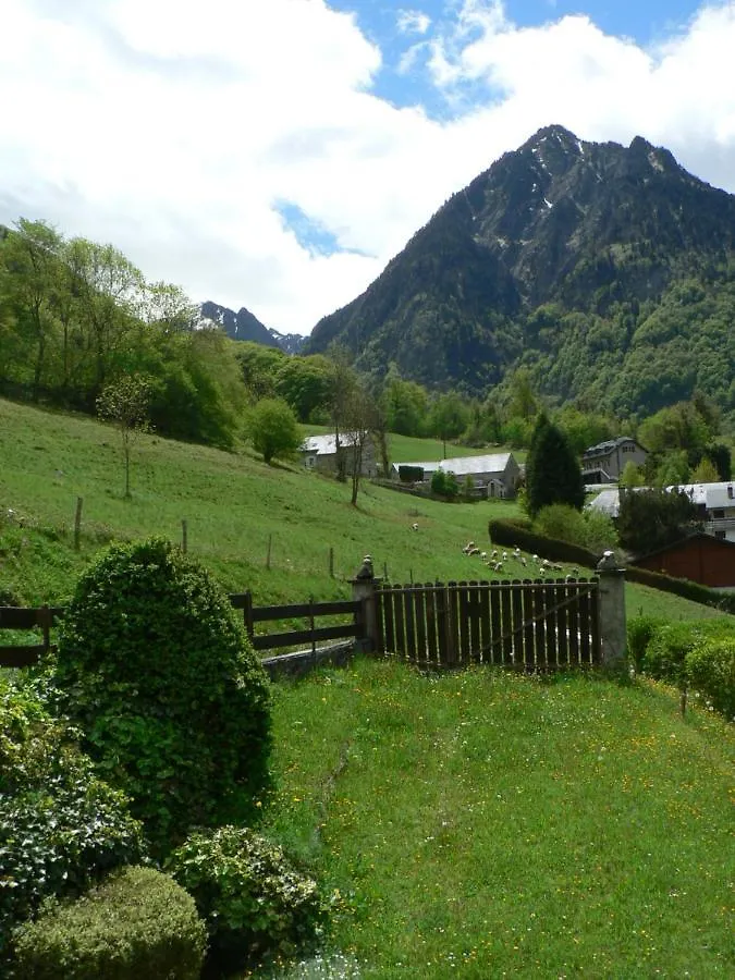 Bed and Breakfast Le Clot De La Hount Cauterets 0*,  Francia